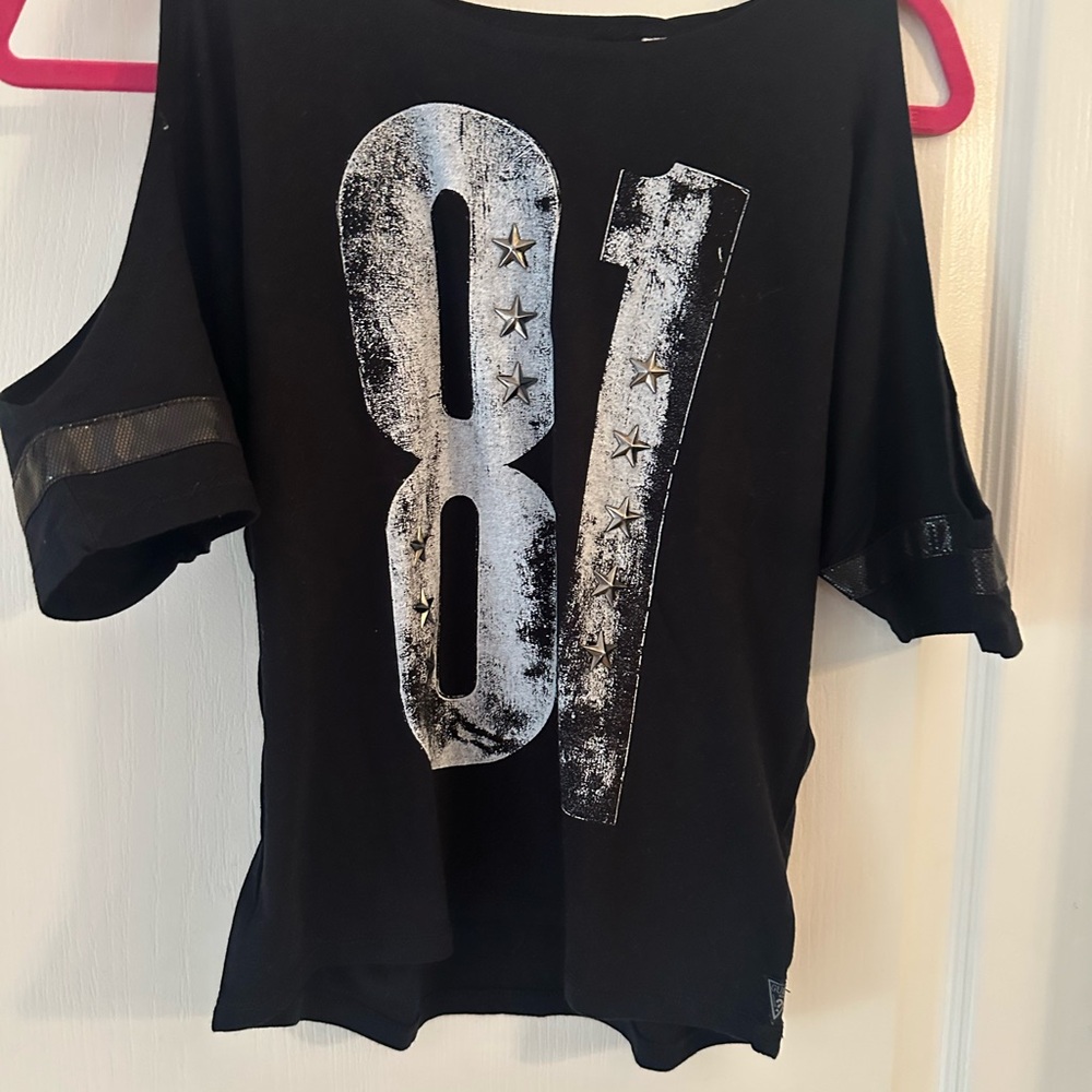 Guess Black Cold Shoulder Top with White Graphic